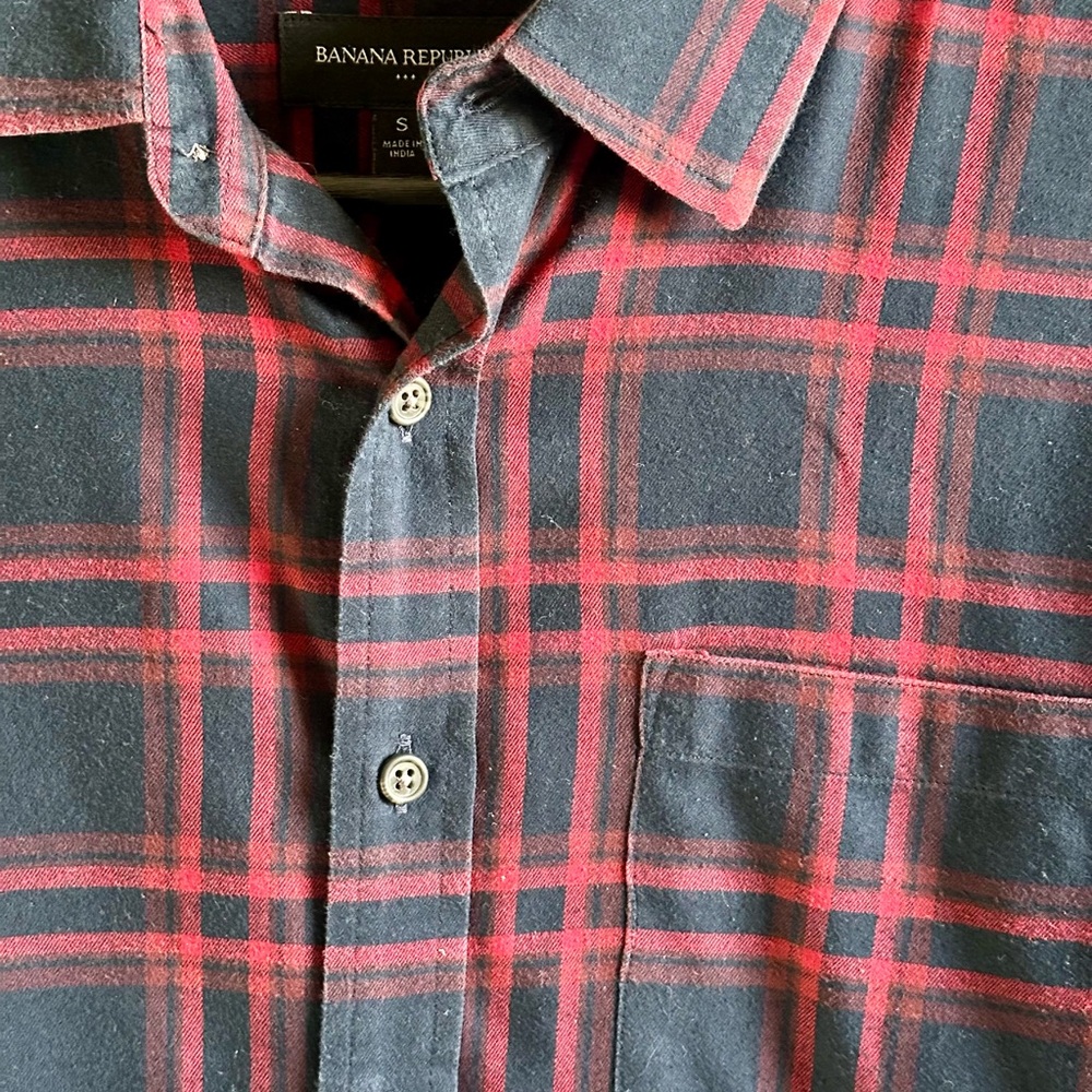 Banana Republic Men's Blue and Red Checkered Shirt
